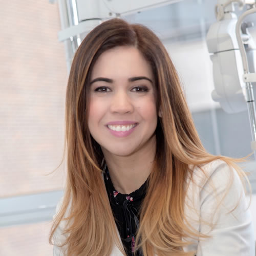 Dra. Carolina Sardi Correa